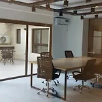Alcazar 1J